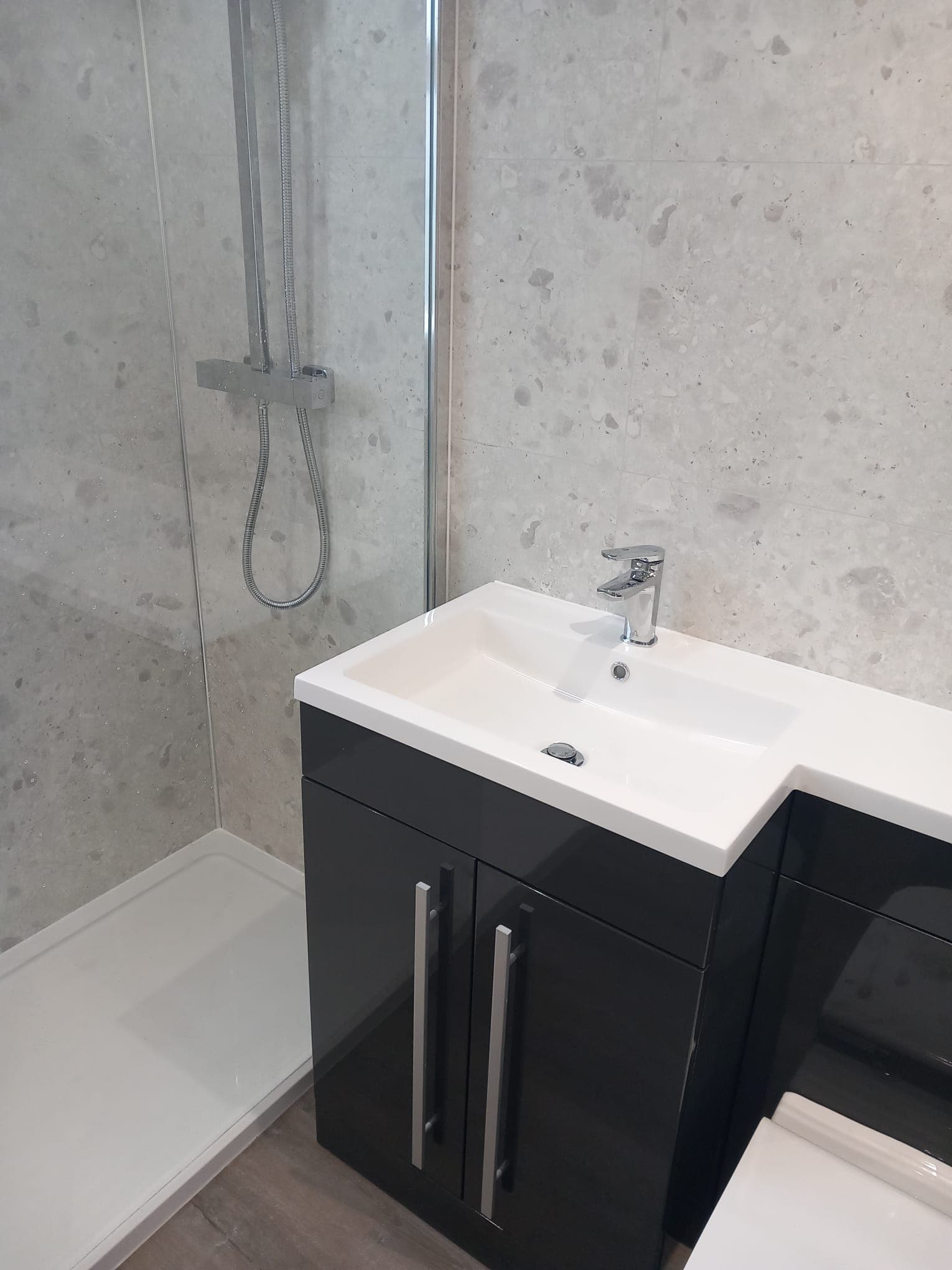 Professional tiling by Pete Jones